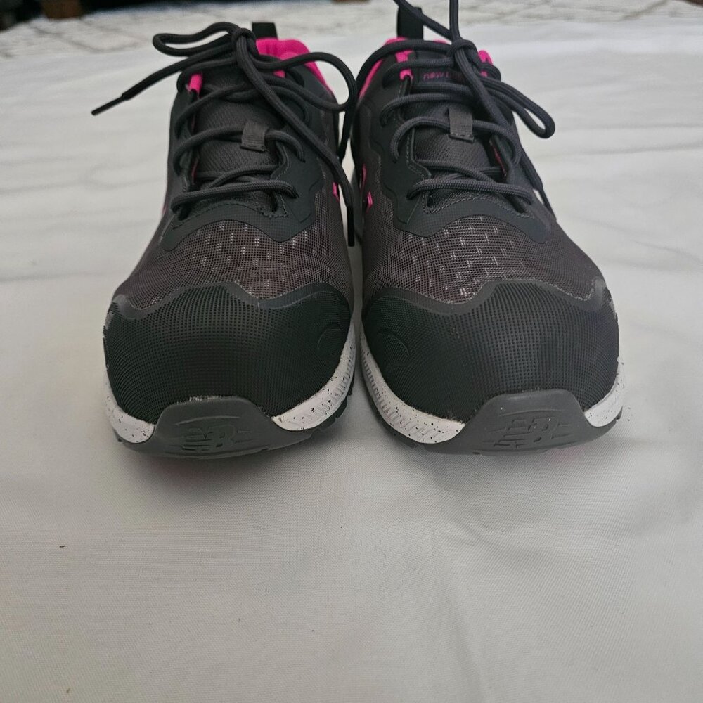New Balance Women's Composite Toe Logic Wide Safety Shoes Gray/Pink Size US-12 - Picture 10 of 14